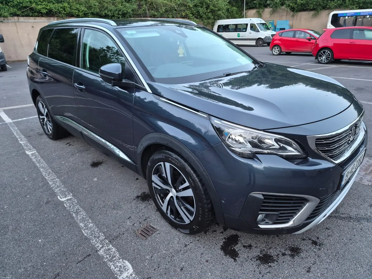 2019 Peugeot 5008 - Image 3