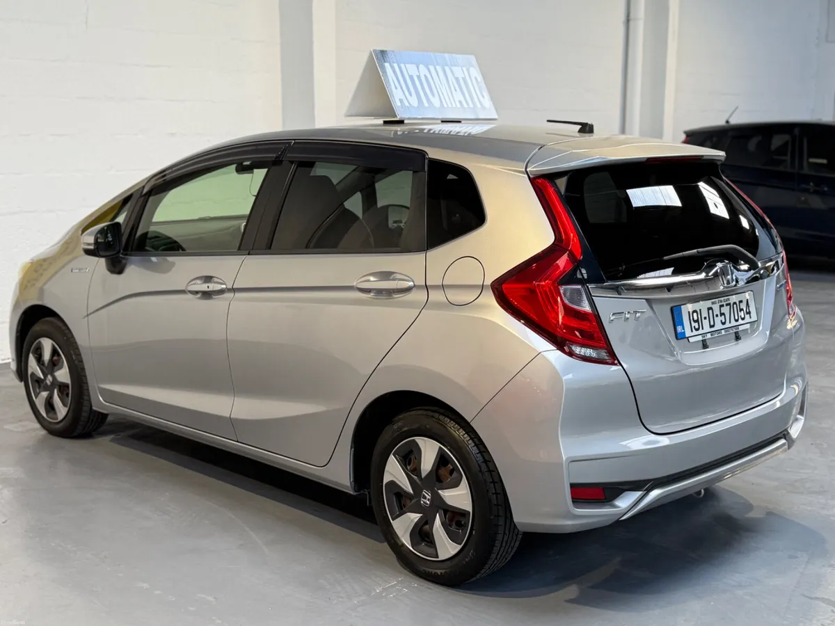 2019 Honda Jazz/FIT 1.5 Hybrid Auto, 24K Miles - Image 5