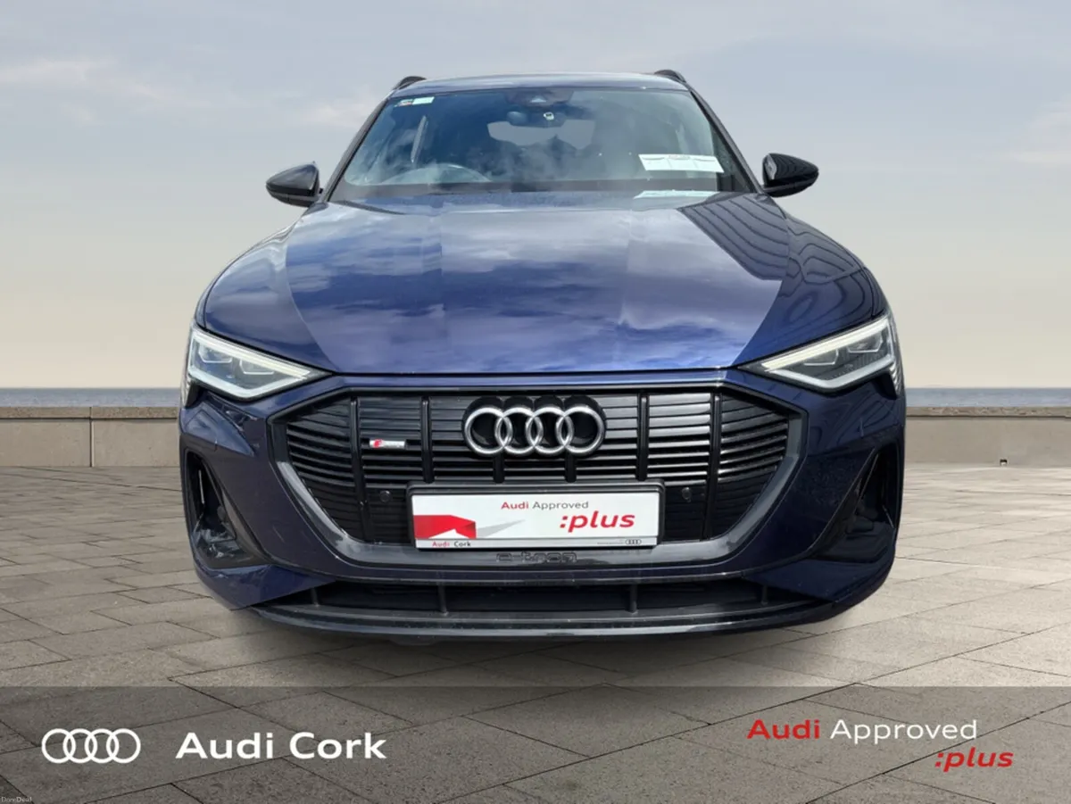 Audi e-tron SPORTBACK 55 300KW QUATTRO S-LINE AUTO - Image 2