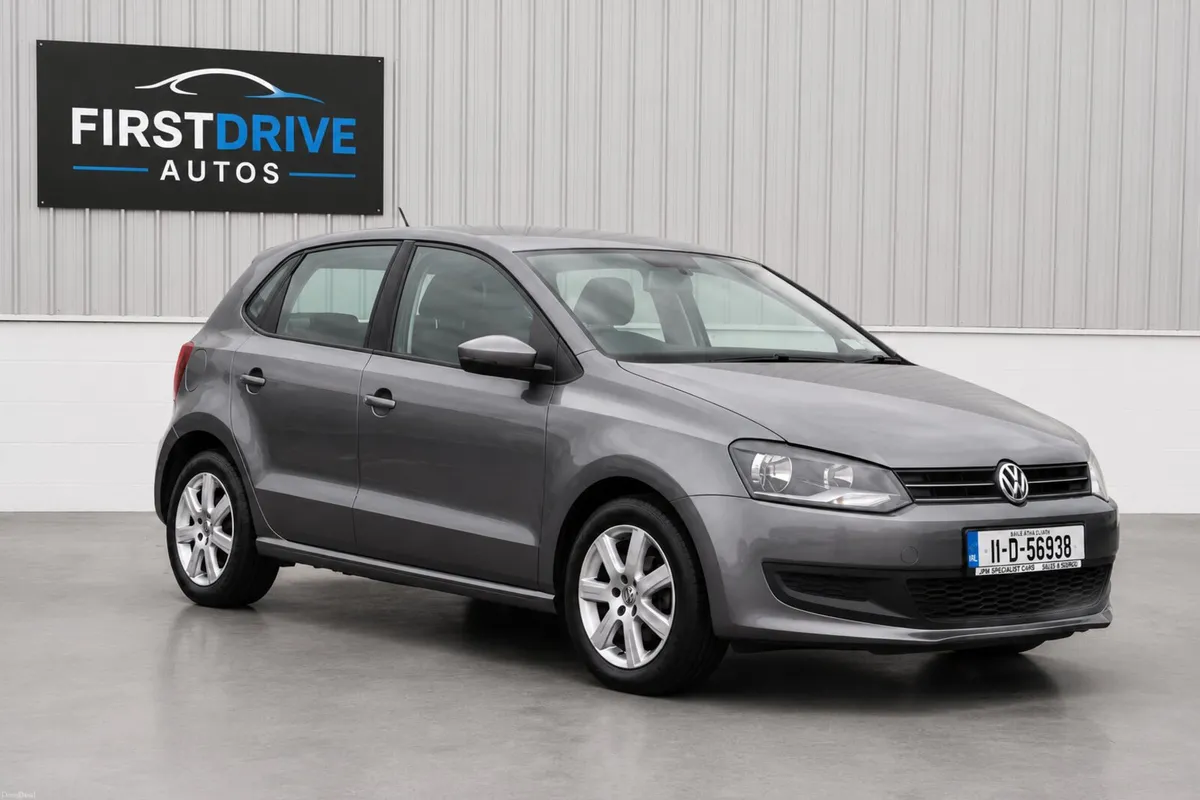 Volkswagen Polo 2011 - Image 2
