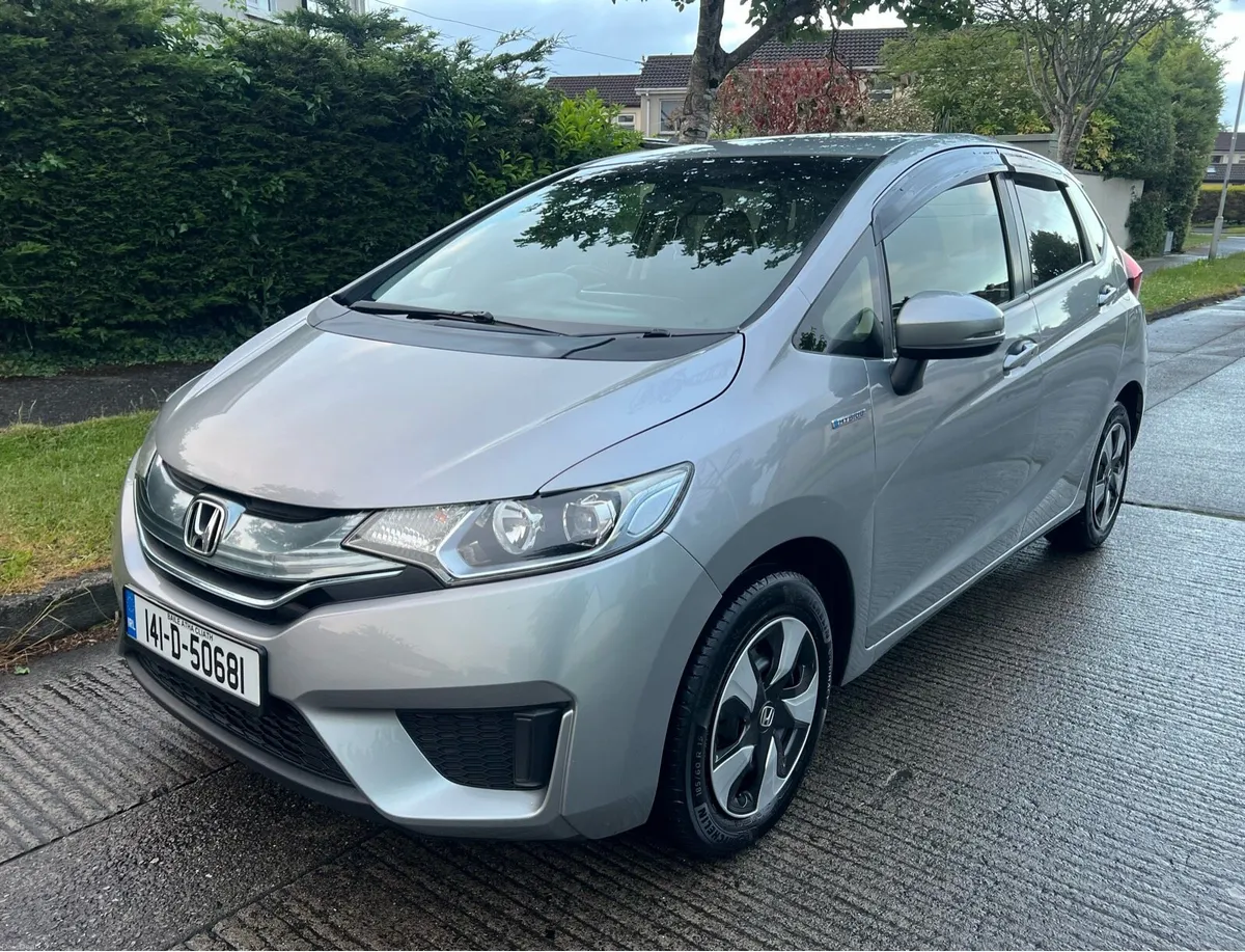 Honda Fit Auto Hybrid New Nct: 14/01/27 & 30/06/26 - Image 3
