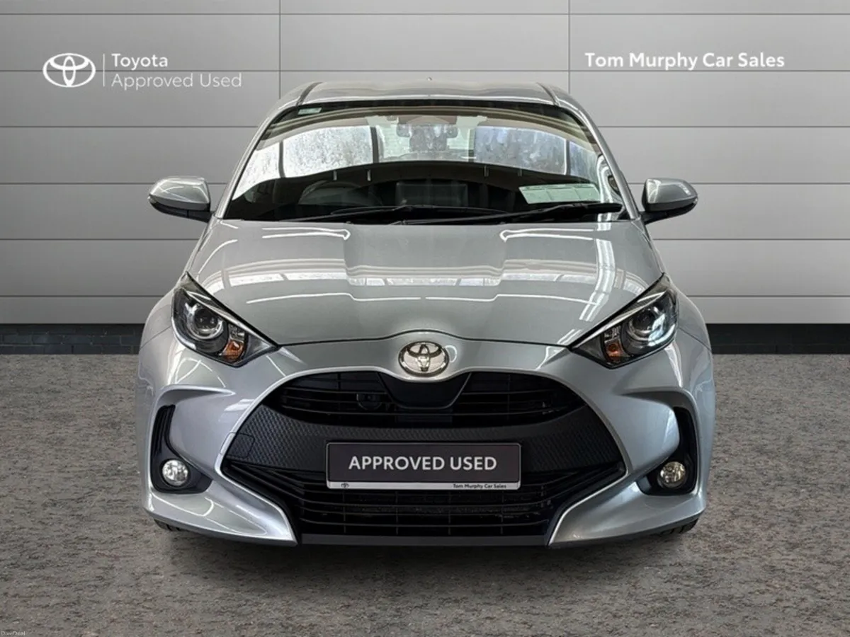 Toyota Yaris YARIS HYBRID 1.5 LUNA - Image 5