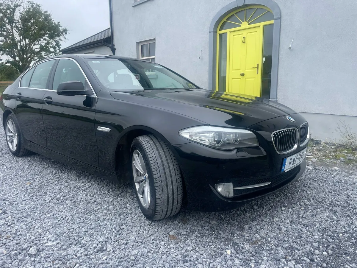 BMW 5 series, black with cream leather interior - Image 2