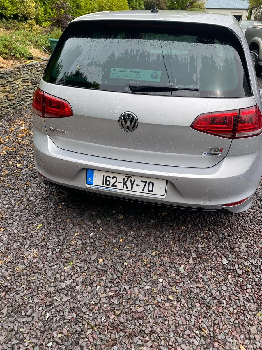 Volkswagen Golf Highline - Sports Edition - Image 2