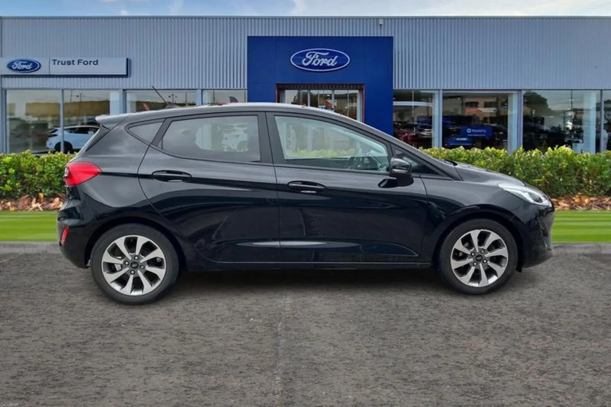 Ford Fiesta Trend - Image 3