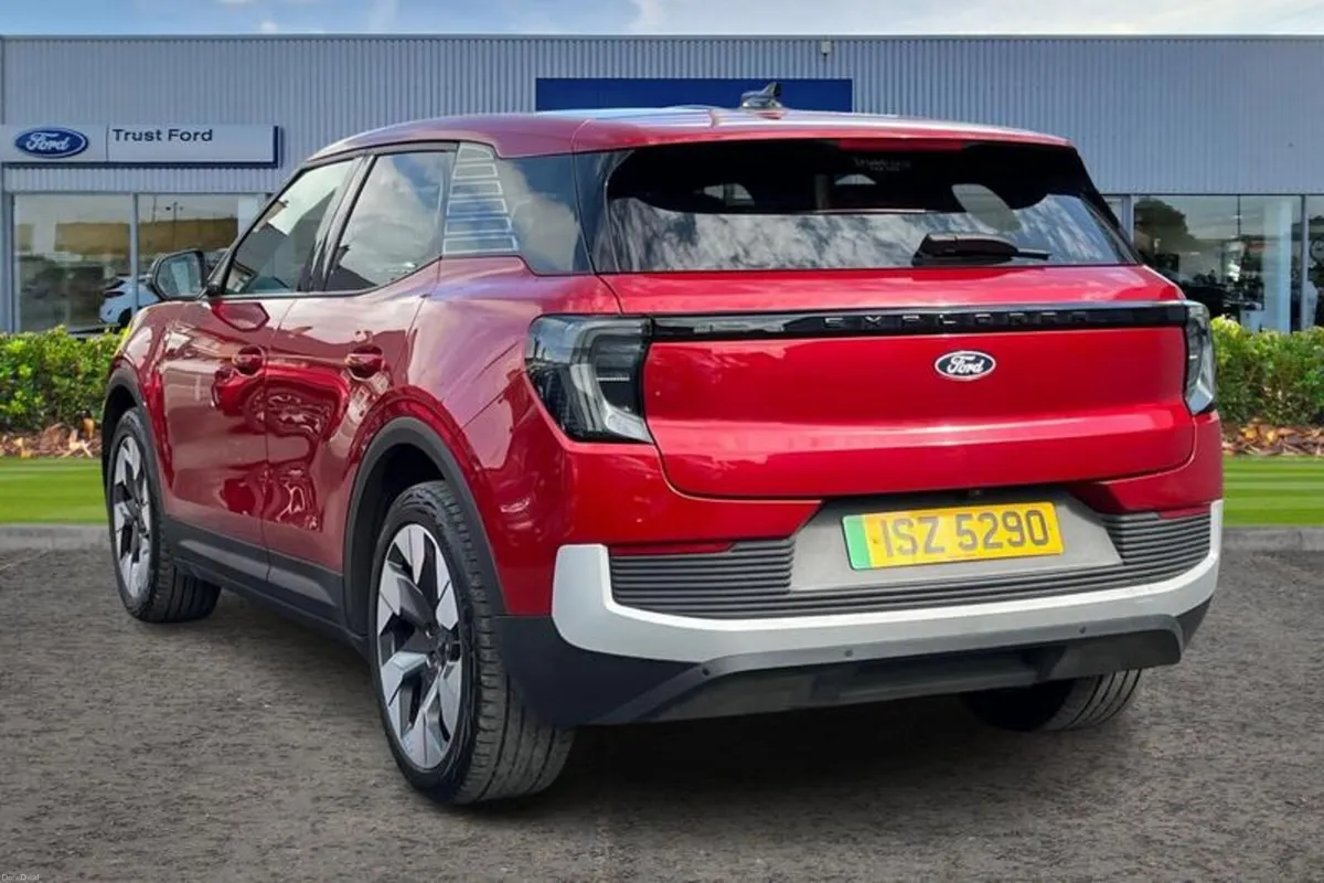 Ford Explorer Extended Range 77kWh Premium SUV 5dr - Image 2
