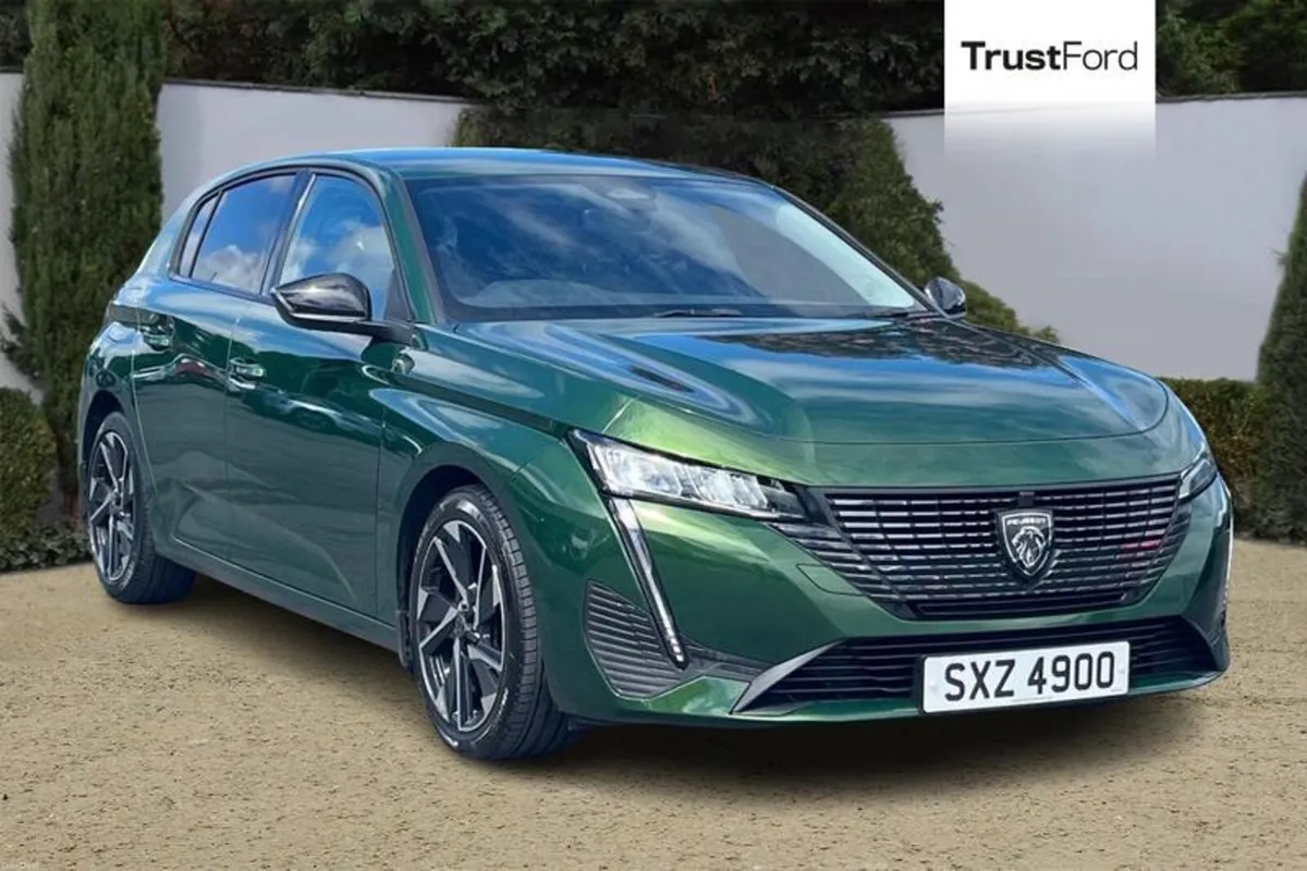 Peugeot 308 PureTech Allure Premium - Image 1