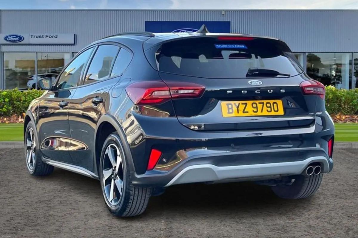 Ford Focus Active - Image 2