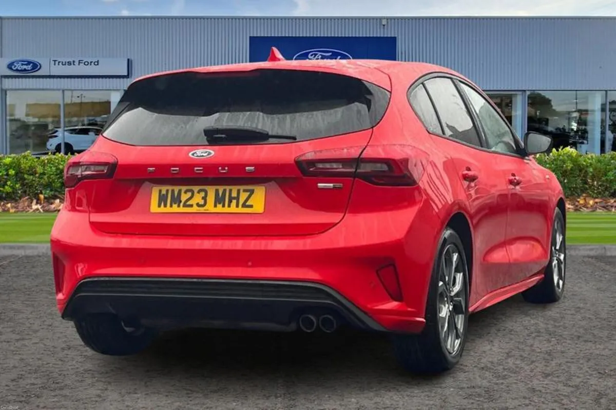 Ford Focus ST-Line Edition - Image 4