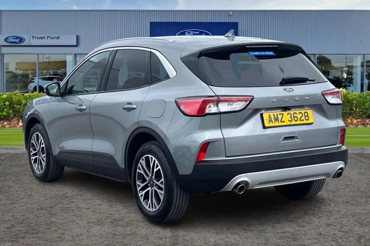 Ford Kuga Titanium Edition - Image 2