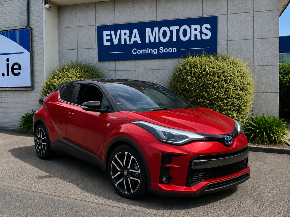Toyota C-HR GR SPORT AUTOMATIC HYBRID 1.8 PETROL /