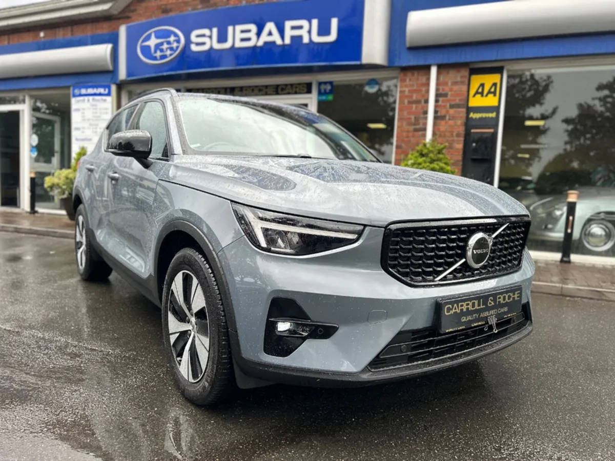 Volvo XC40 1.5 T4 PLUS Recharge PHEV - Stunning Va - Image 3