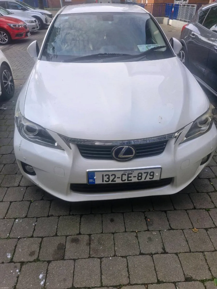 Lexus ct200h - Image 1