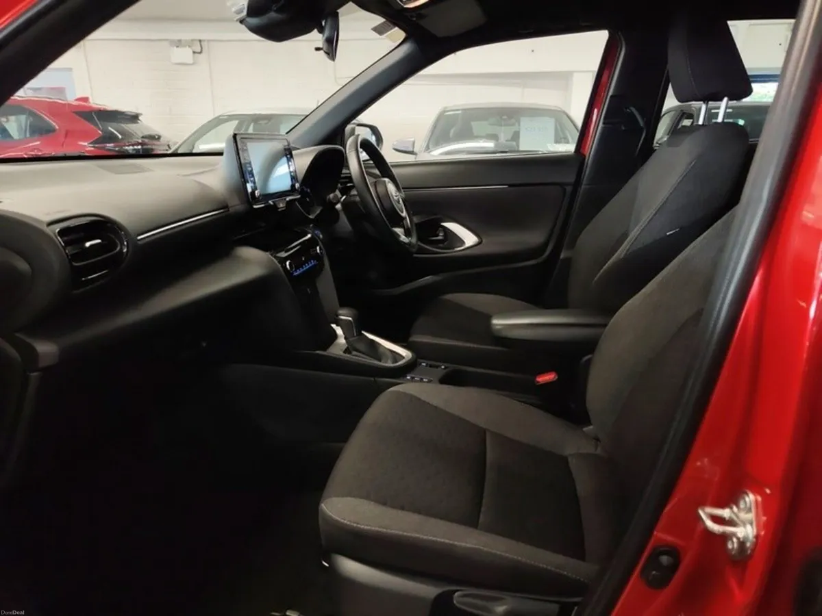 Toyota Yaris Cross LUNA SPORT - Image 6