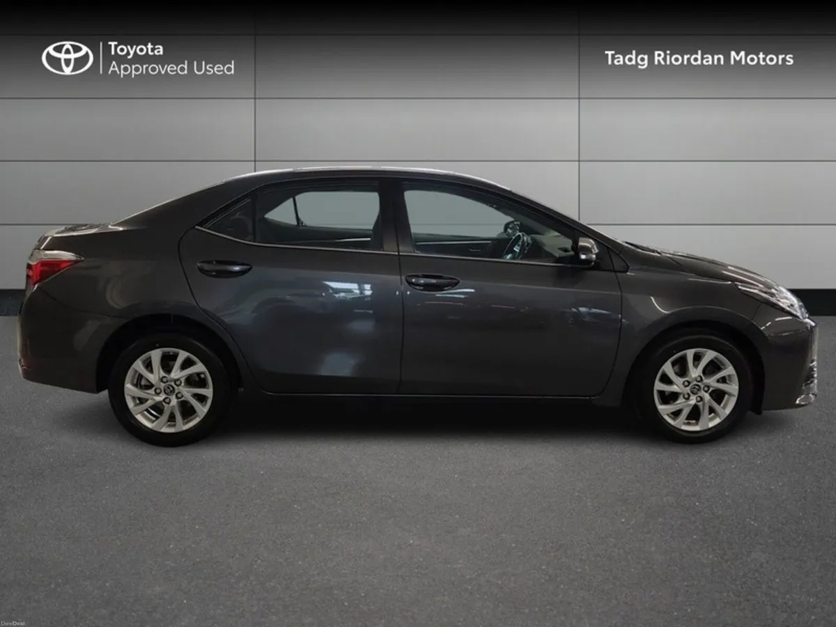 Toyota Corolla 1.4 D4D LUNA - Image 3