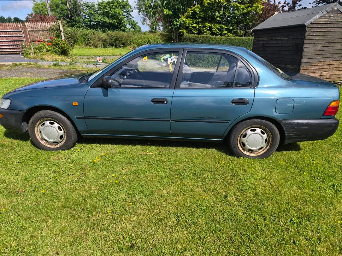 Toyota Corolla - Image 2
