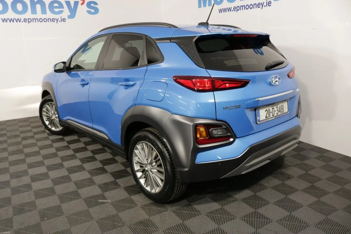 Hyundai KONA EXECUTIVE 1.0L PETROL COMPACT SUV - Image 4