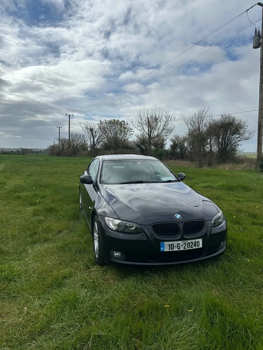 BMW 3-Series 2010 - Image 1