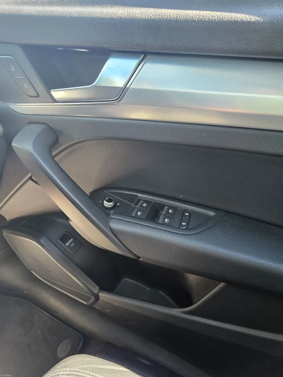 Audi Q5 2018 - Image 5