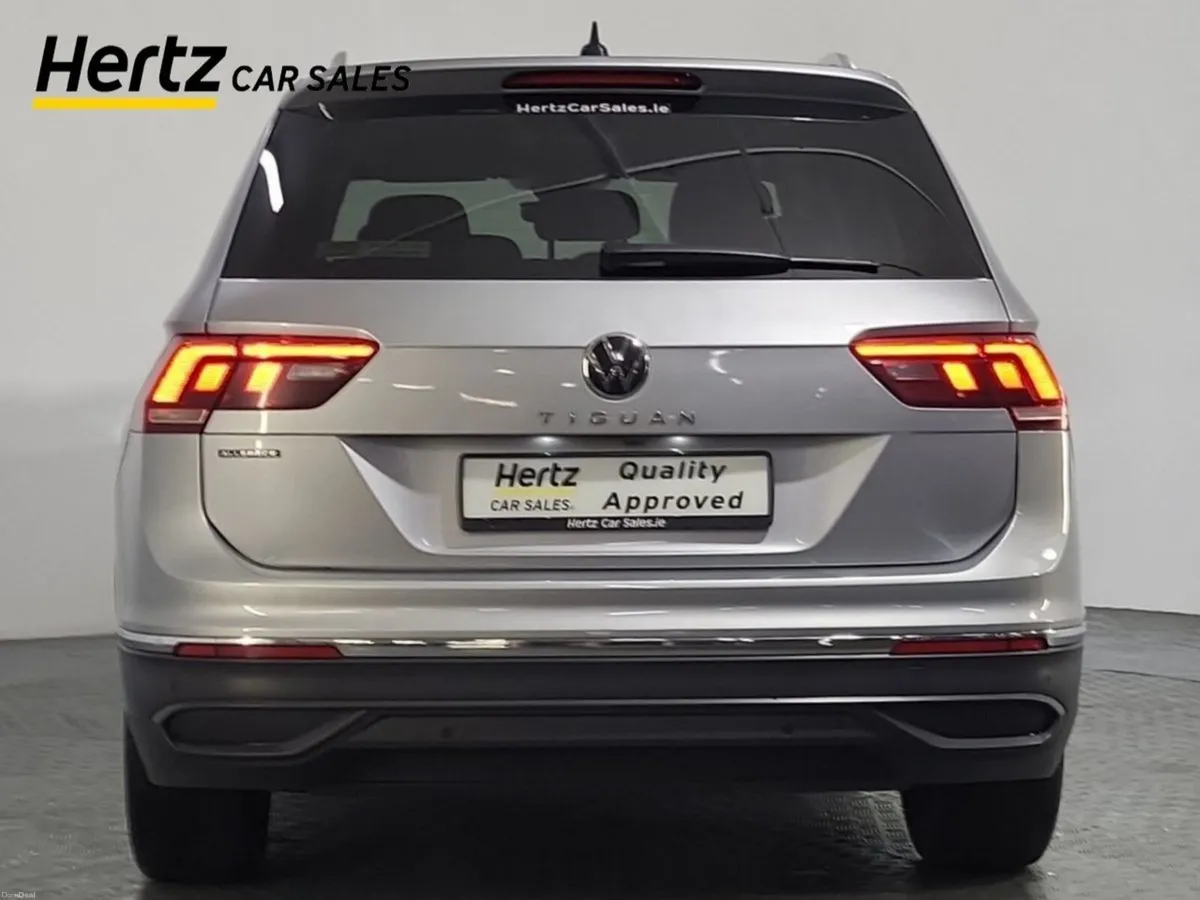 Volkswagen Tiguan Allspace VW WARRANTY 03/2027!  2 - Image 4