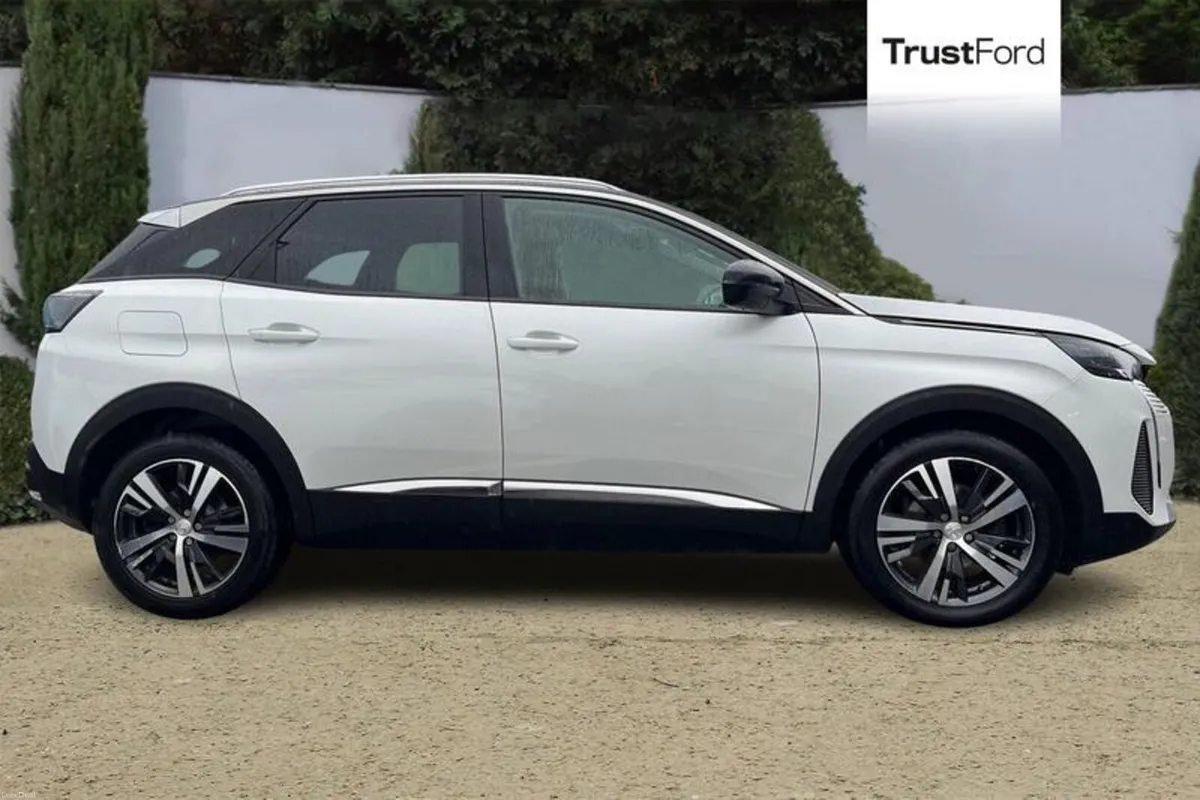 Peugeot 3008 Allure Premium+ - Image 3