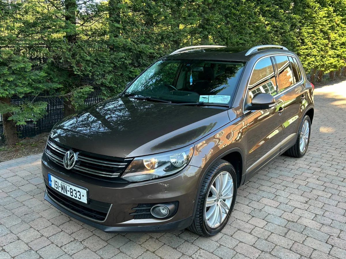 15 Volkswagen Tiguan 2.0TDI High Spec €9500 - Image 2