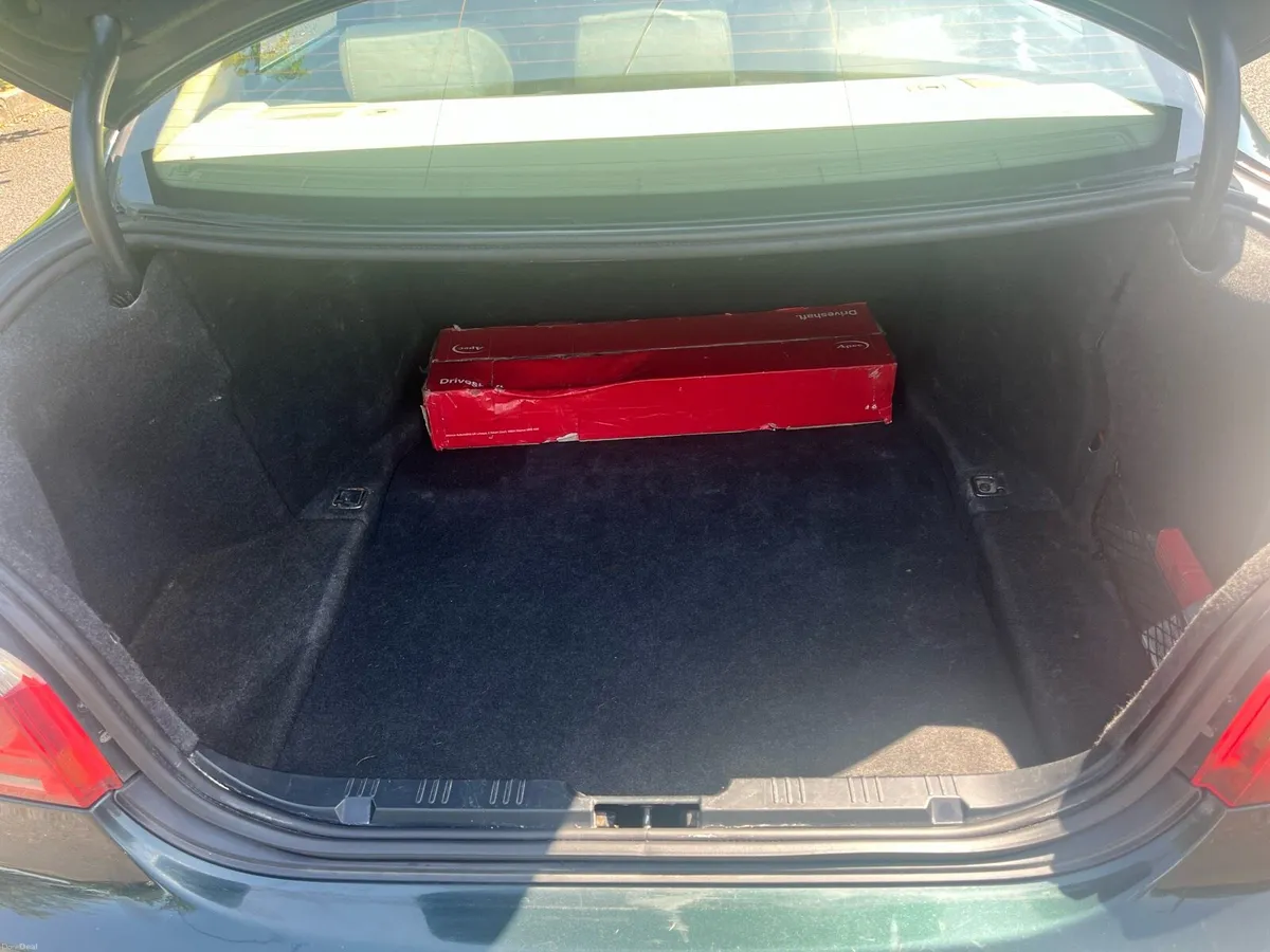 BMW 520D - Image 2