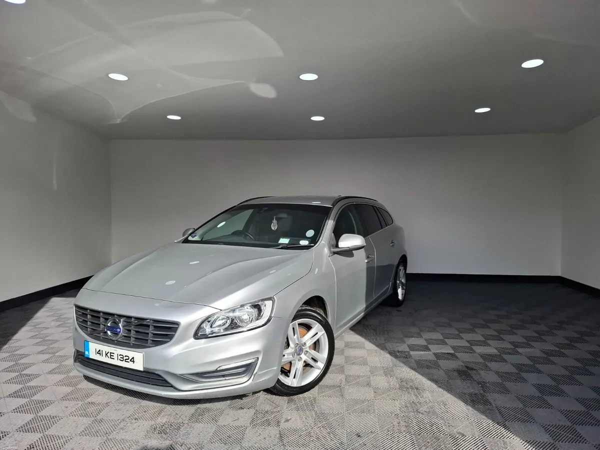 2014 volvo v60 SE - Image 5