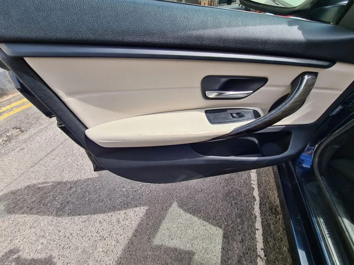 BMW 4-Series 2016 - Image 4