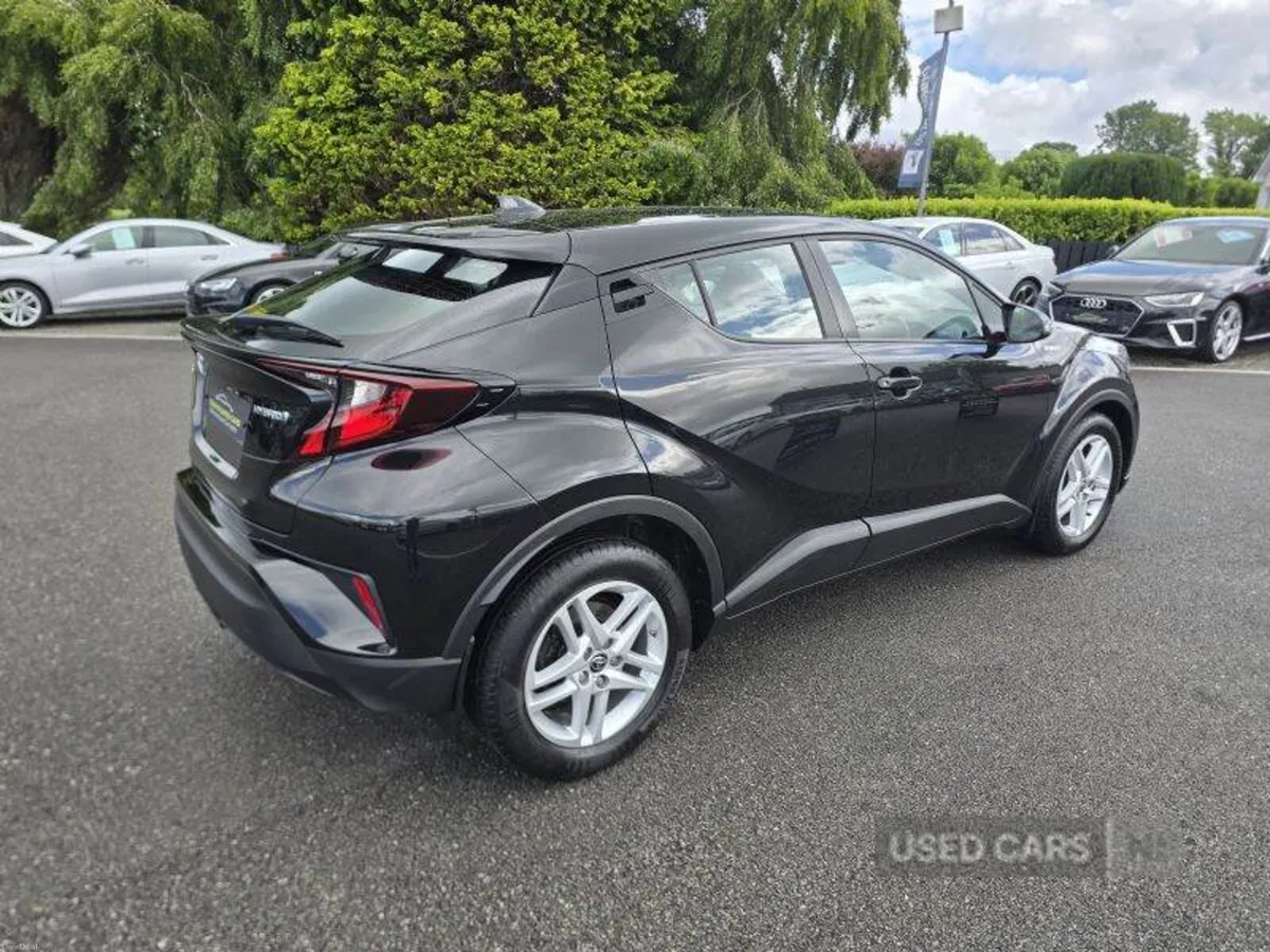 Toyota C-HR Icon - Image 5