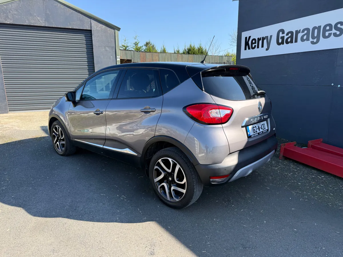 2016 Renault Captur Signature low mileage - Image 3