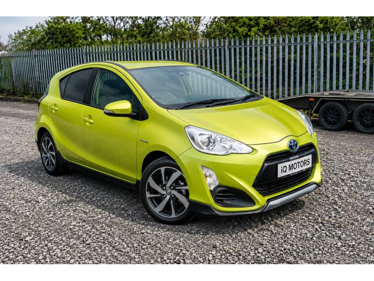 Toyota Aqua 1.5L Automatic Petrol Hybrid   (J9172) - Image 1