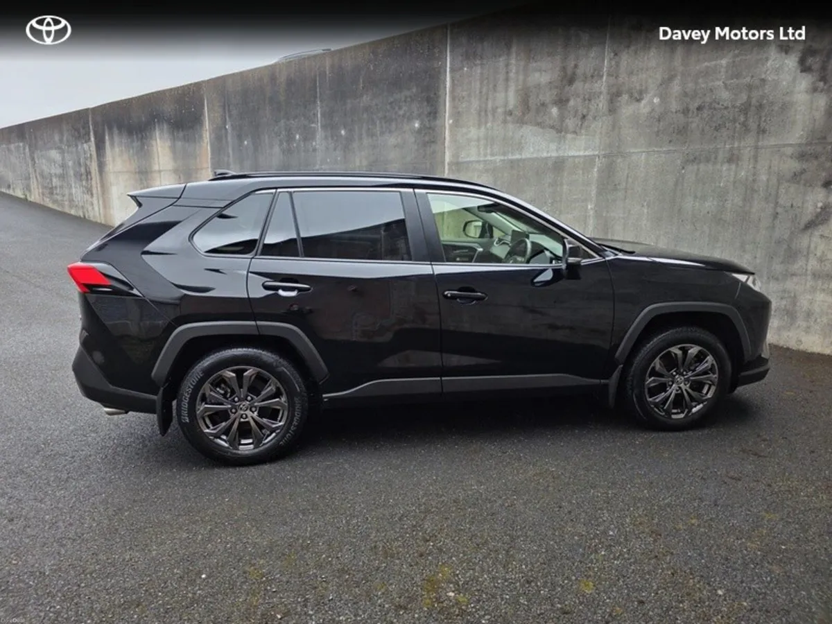 Toyota RAV4 RAV4 HYBRID SOL 4DR AUTO - Image 3