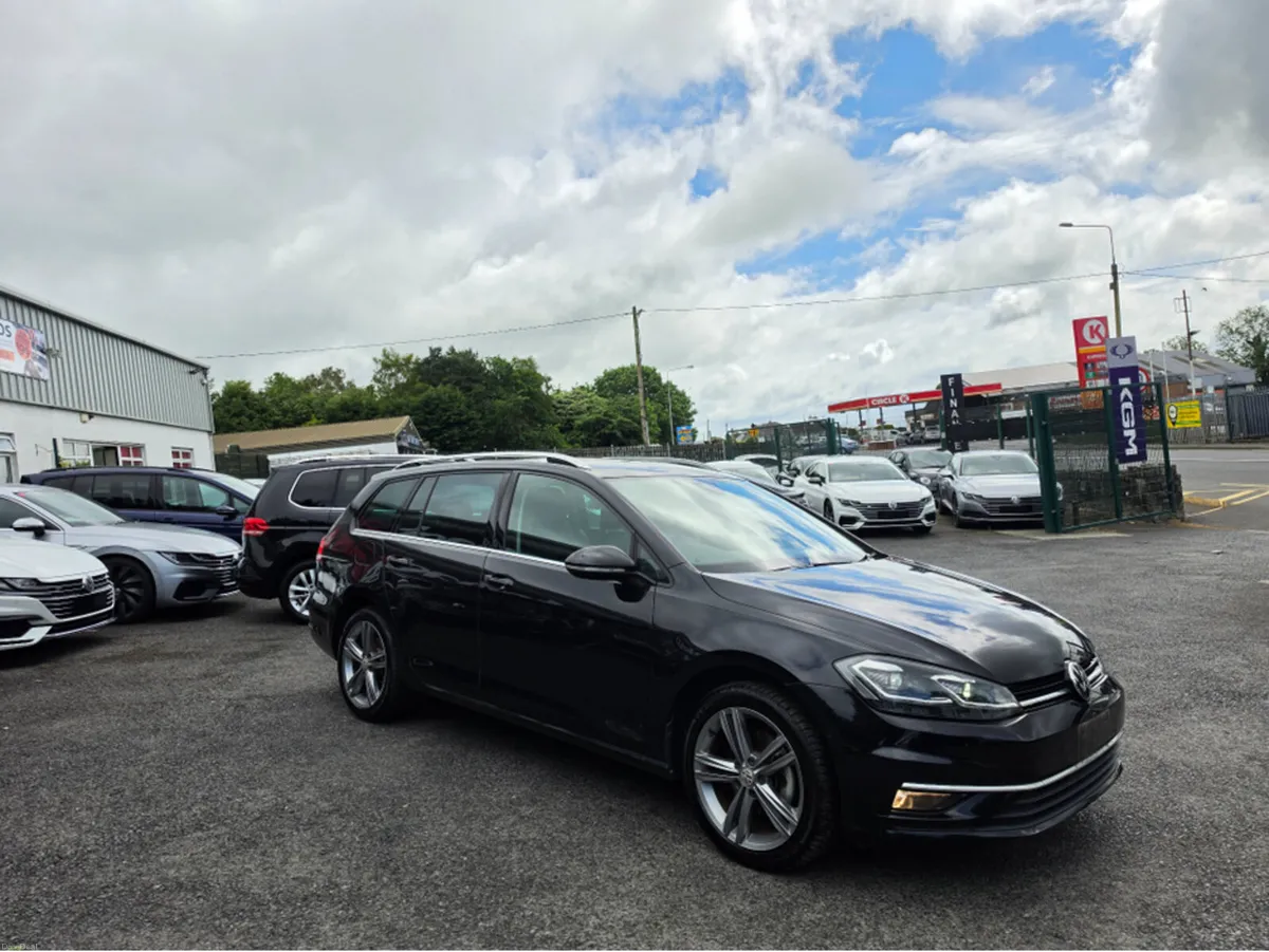 Volkswagen Golf LEATHER ESTATE ( 192 REG ) 2.0 TDI - Image 4