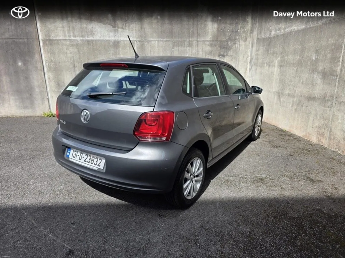 Volkswagen Polo TRENDLINE 1.2 MANUAL 5SPEED 60HP 5 - Image 2