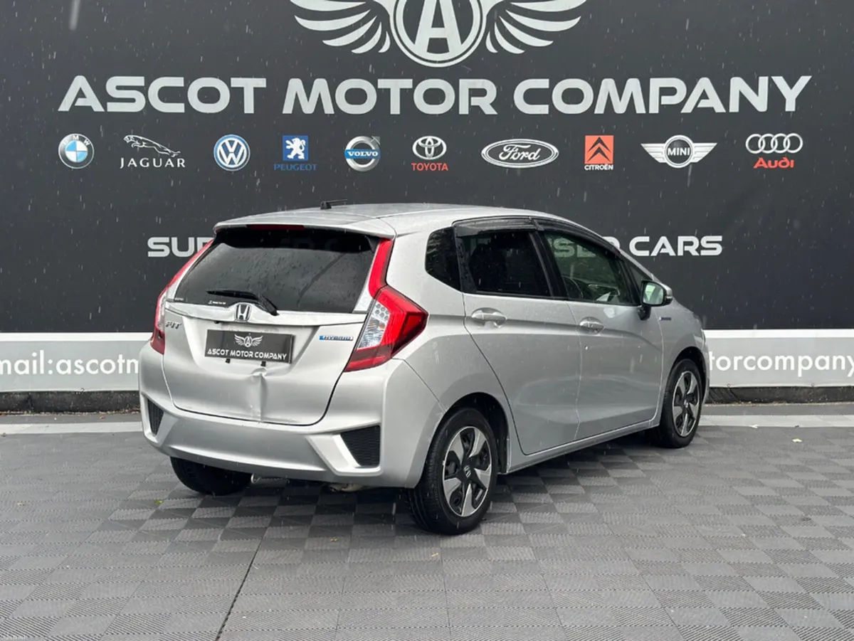 Honda Fit Petrol Hyrbid - Image 6
