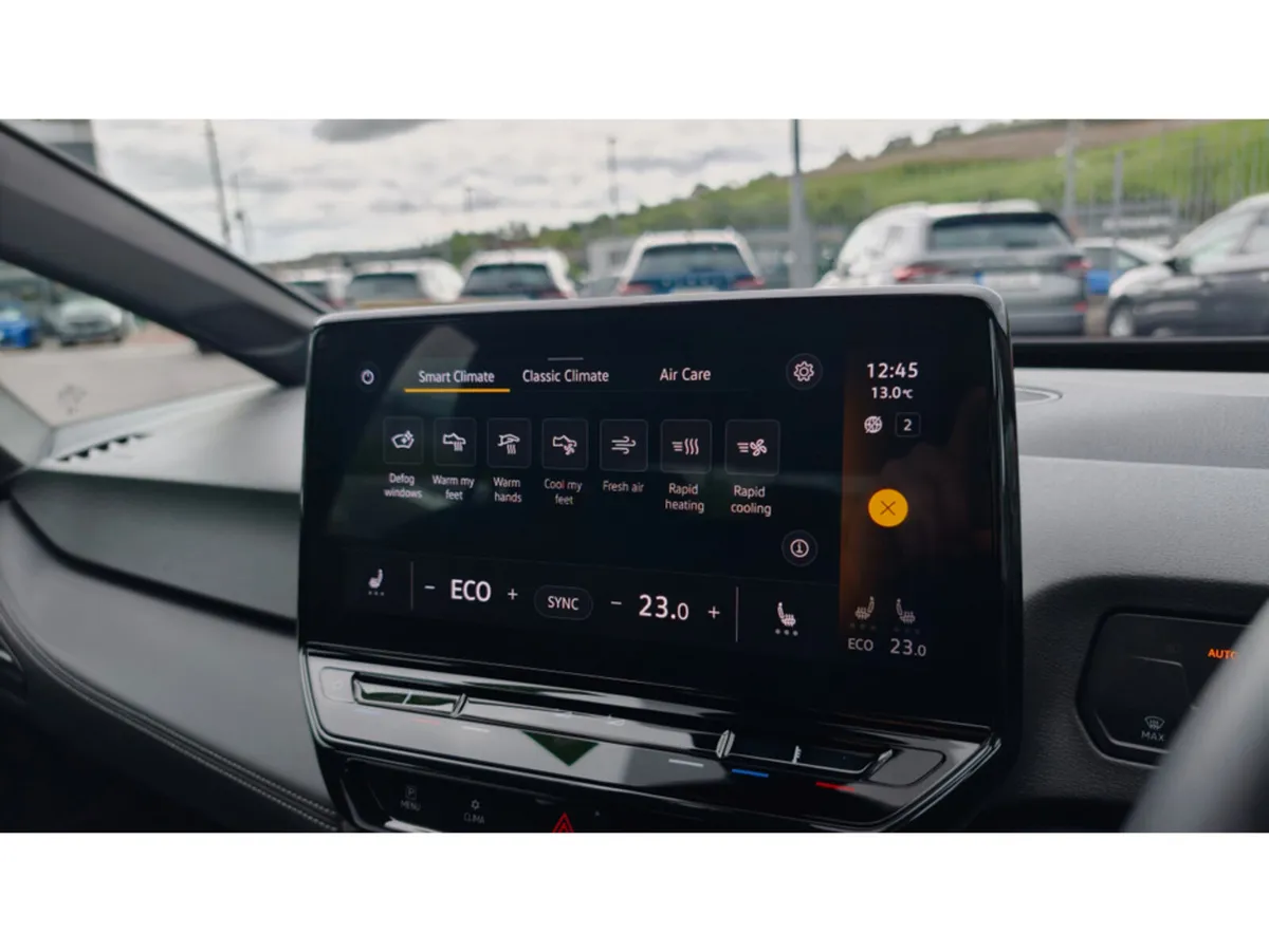 Volkswagen ID.3 PA PRO 58KWH 5DR Auto- AMAZING VAL - Image 4