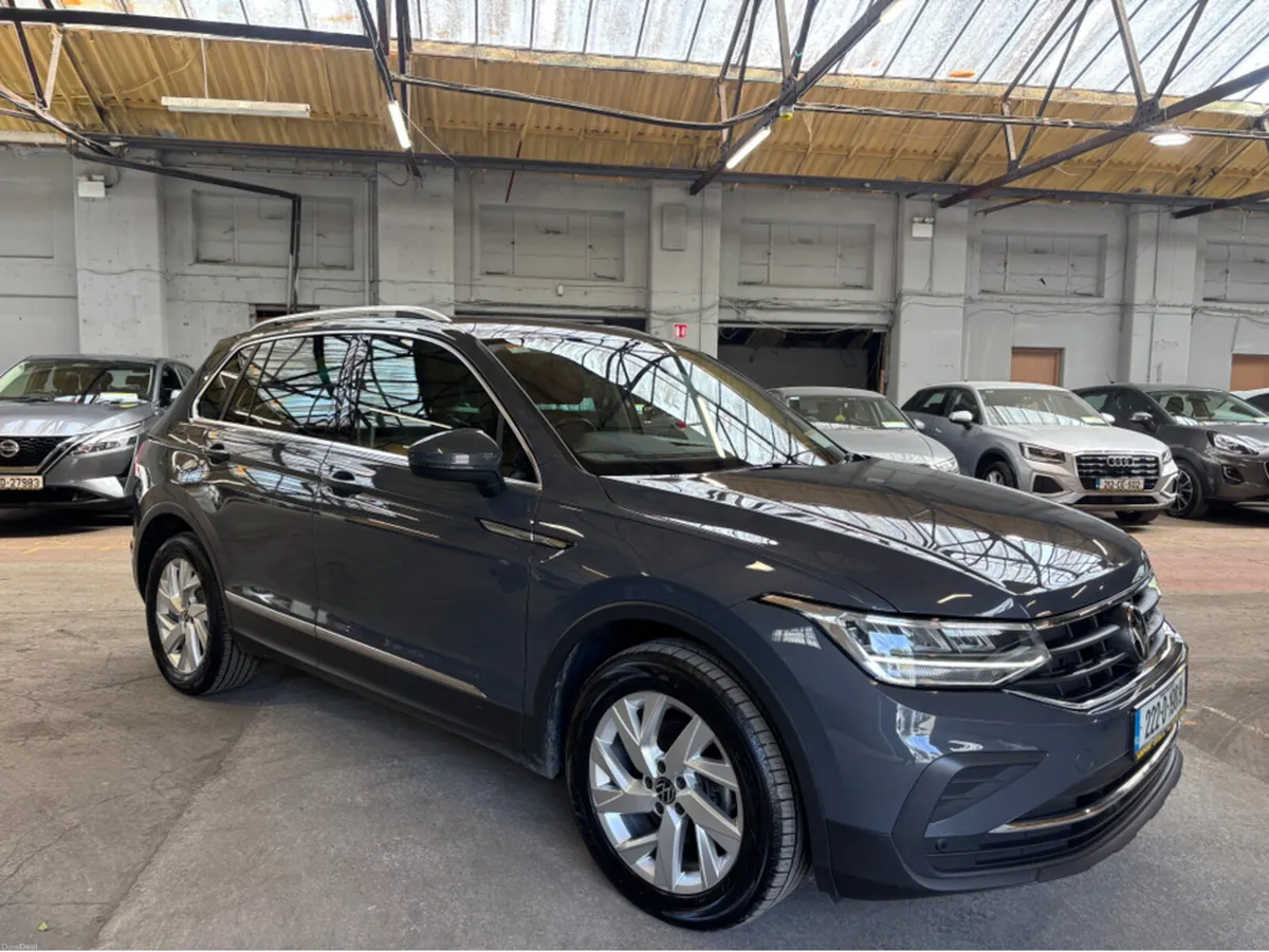 Volkswagen Tiguan LIFE 2.0 TDI MANUAL 6SPEED FWD 1 - Image 1