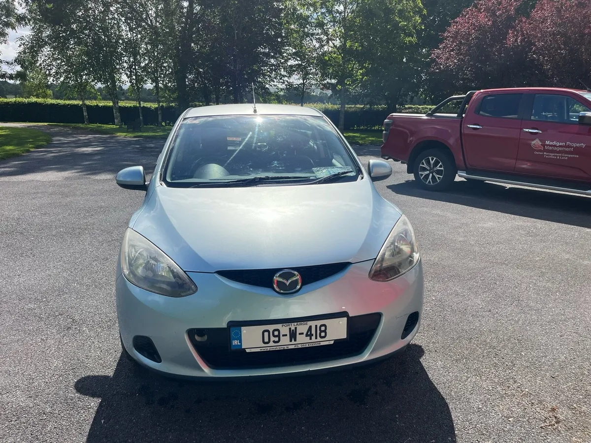 Mazda 2 - Image 2