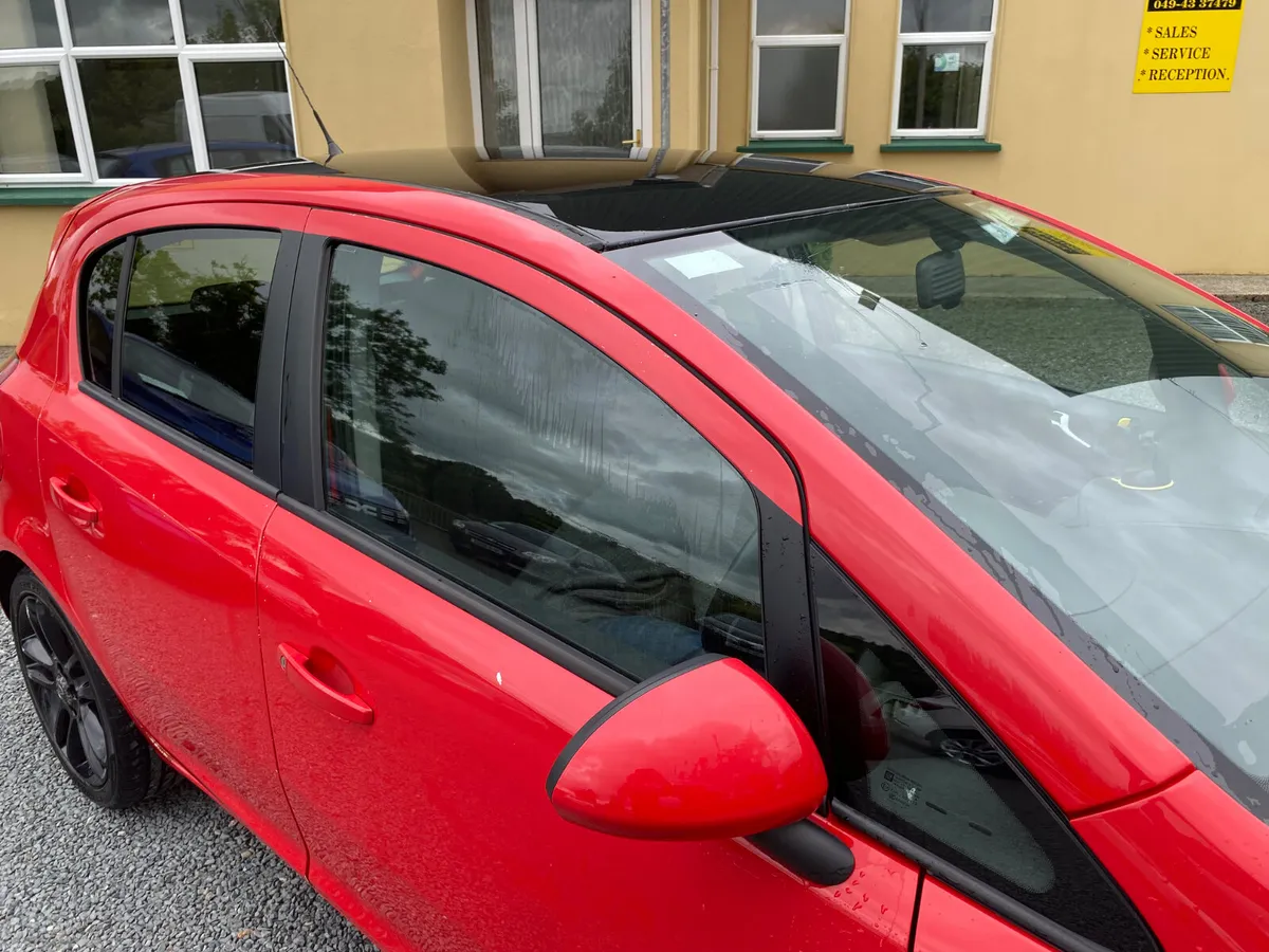 Opel Corsa LIMITED EDITION - Image 2