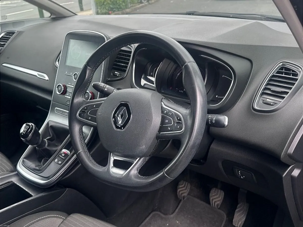 Renault Grand Scenic 1.75 Blue dCi 120 EDC Iconic - Image 4
