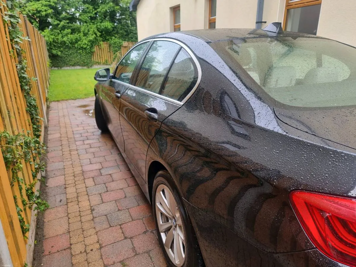 Car - Image 3