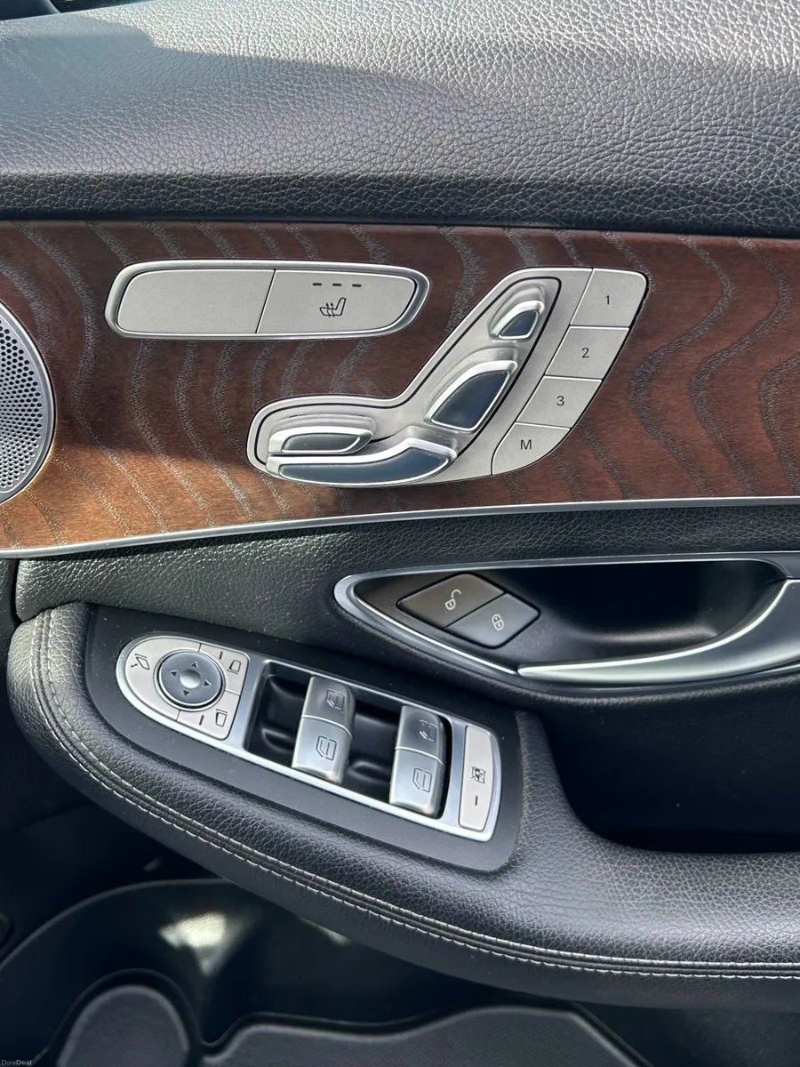Mercedes C350e Premium Plus – Pan Roof + FSH - Image 4