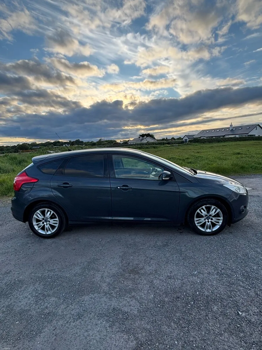Ford Focus 2012 - Image 4
