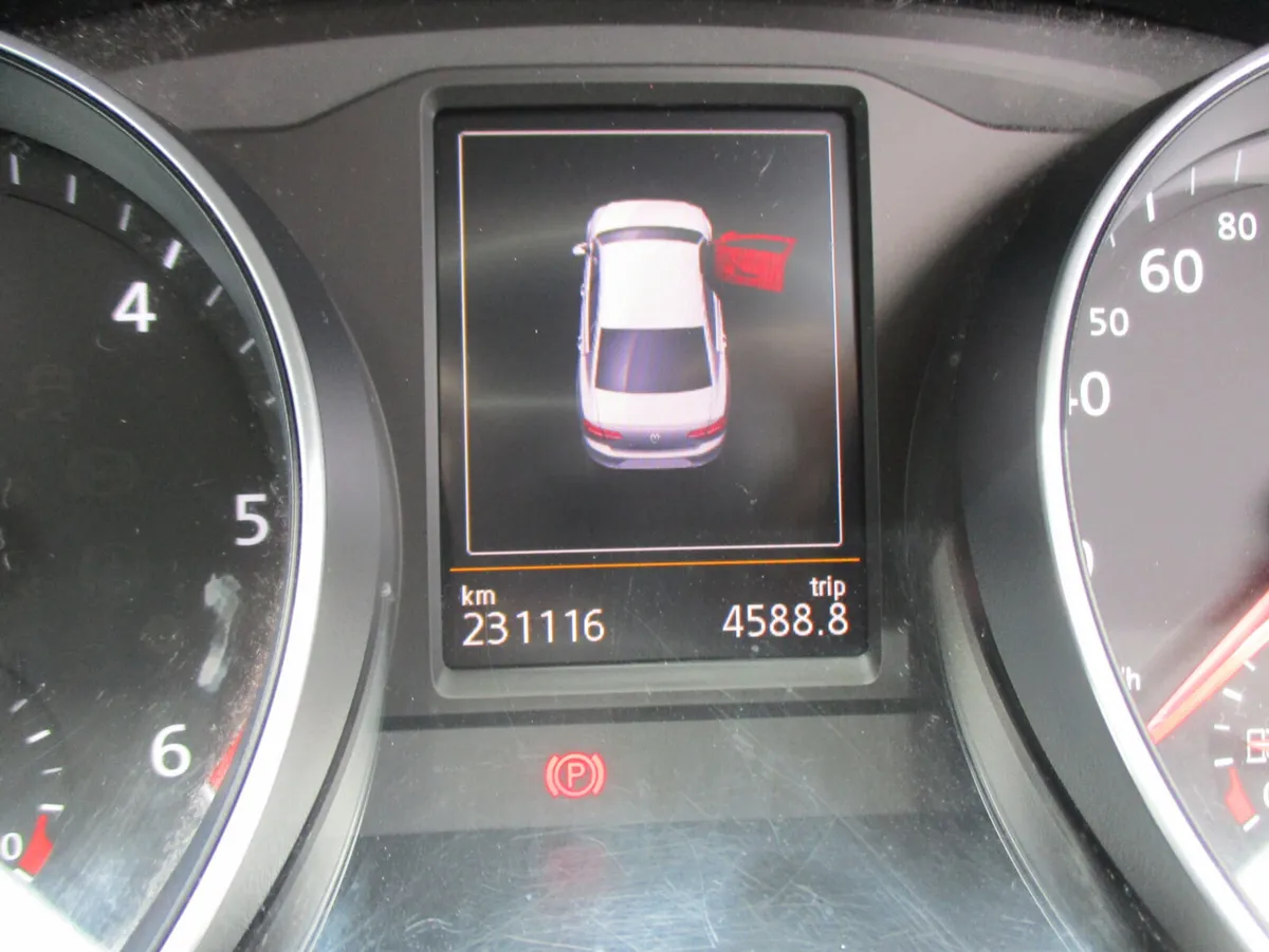 Volkswagen Passat 2015 1.6TDI 120 HIGHLINE - Image 4