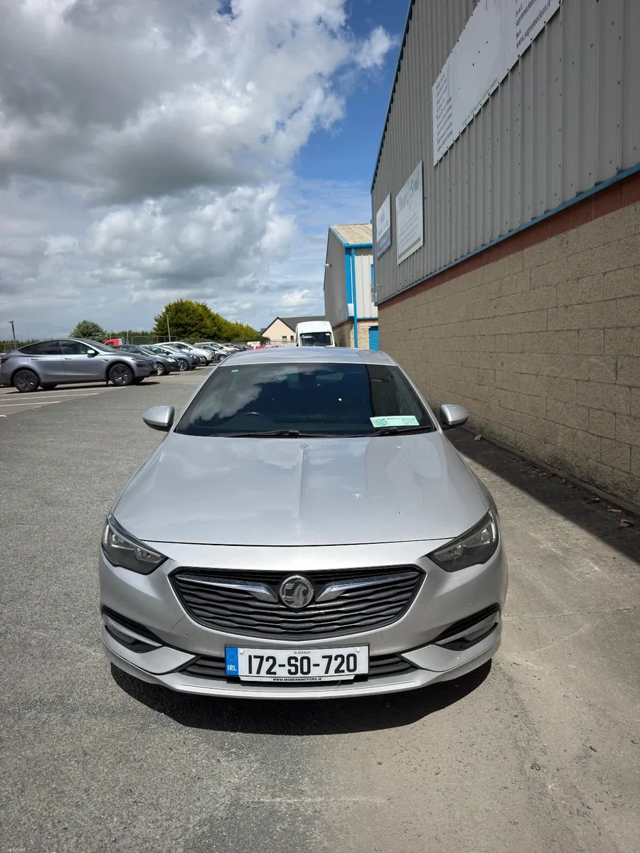 Vauxhall Insignia 2017 - Image 1