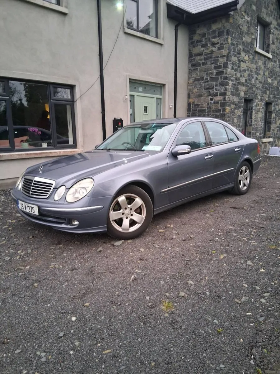 Mercedes e220 - Image 1