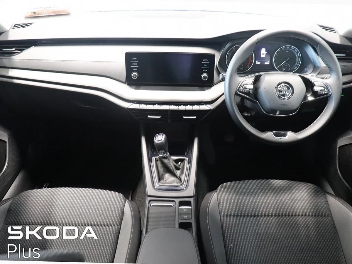 Skoda  OCTAVIA AMB 1.0TSI 110HP - Image 2