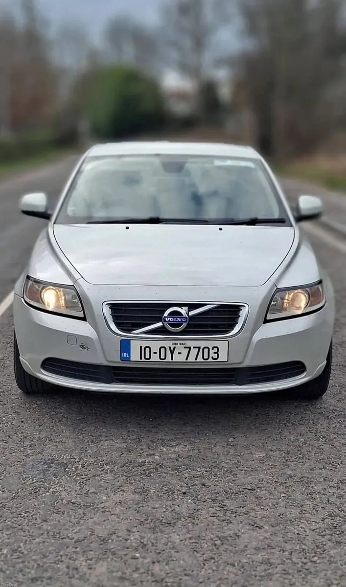 2010 Volvo S40 NCT 05/27 Mint condition!! - Image 1