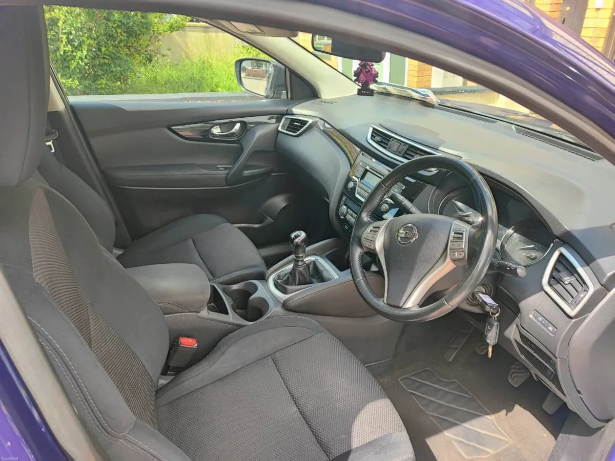 Nissan Qashqai 1.2 Acenta, 115PS - Image 6